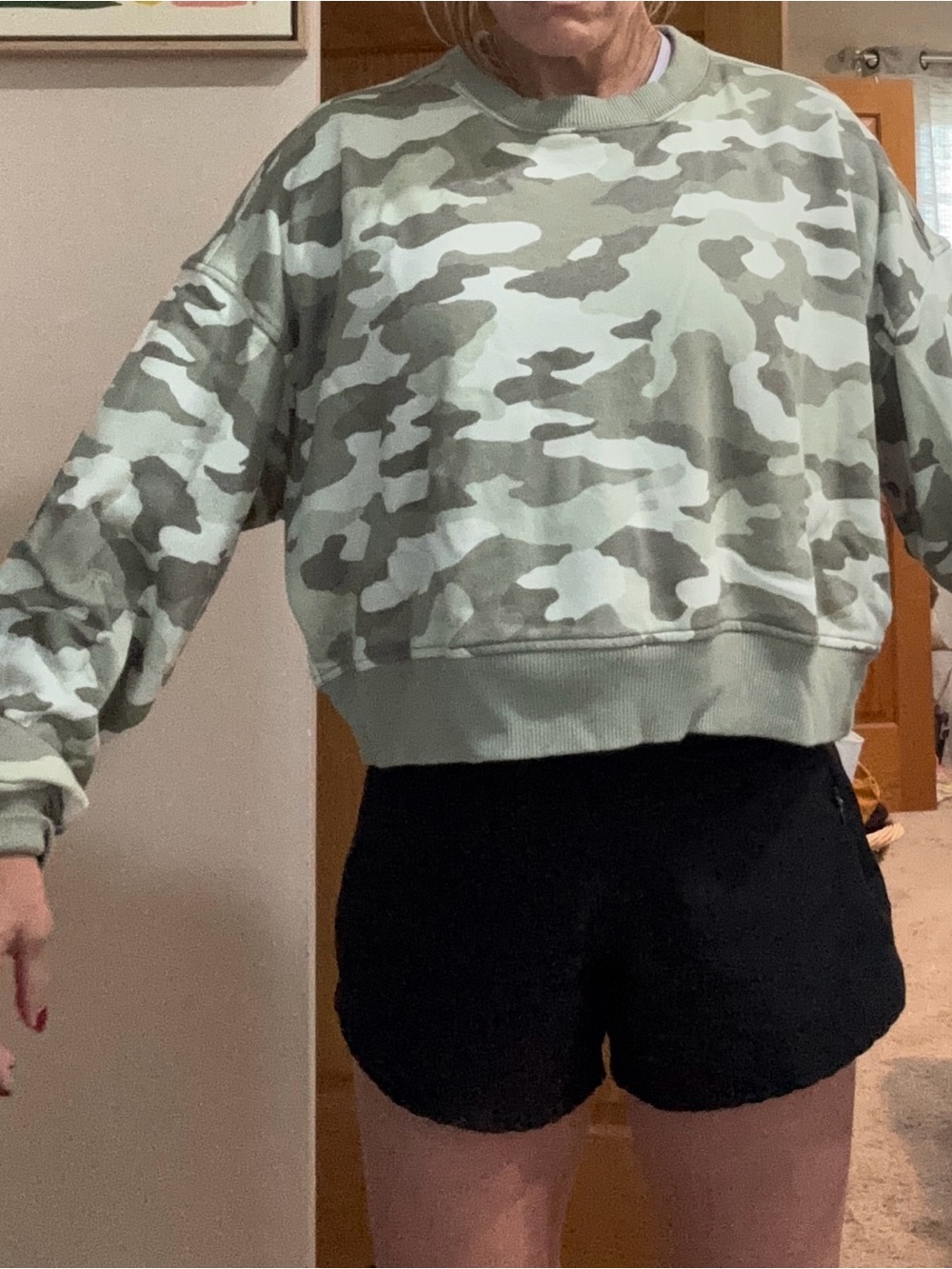 aerie Olive and Cream Camo Lounge Set - Picture 5 of 6